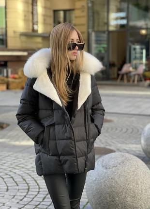 Удобная и красивая зимняя курточка с песцом1 фото