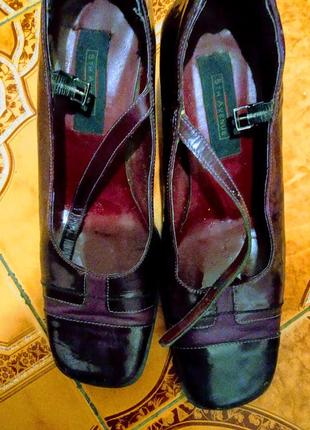 Брендові шкіряні лакові фіолетові оригінальні туфлі ретро2 фото