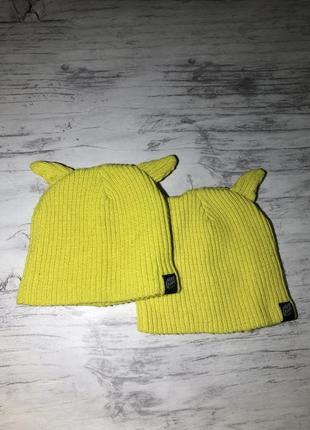 Жовта тепла шапка з вушками1 фото
