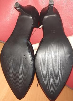 Чорні класичні туфлі р37 f&f еко шкіра4 фото