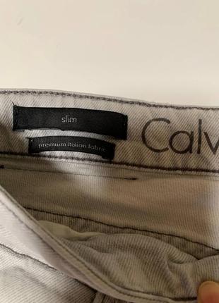 Светлые джинсы calvin klein, размер 32. хорошо сидят на теле.8 фото