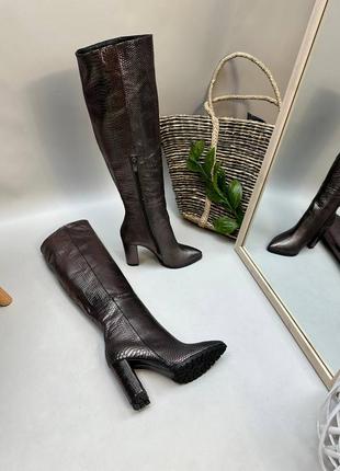 Сапоги кожаные из эксклюзивной кожи на каблуке 9см, демисезонные, зимние3 фото
