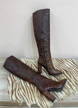 Сапоги с острым носком из эксклюзивной кожи коричневые на каблуке 9см, демисезонные, зимние5 фото