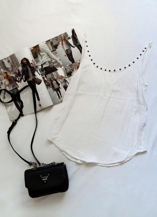 Белая майка с клепками zara #розвантажуюсь