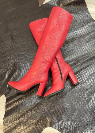Сапоги кожаные красные с острым носком на каблуке 9см, демисезонные, зимние6 фото