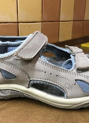 Босоножки женские пижани