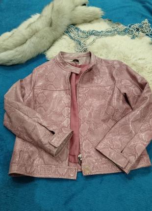 Куртка для девочки на 8 -9 лет1 фото