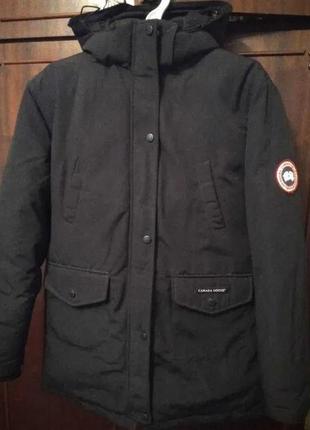 Куртка пуховик canada goose