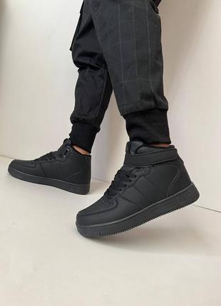 Чоловічі кросівки зимові теплі чорні3 фото