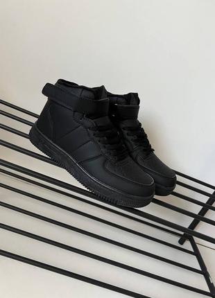 Чоловічі кросівки зимові теплі чорні5 фото
