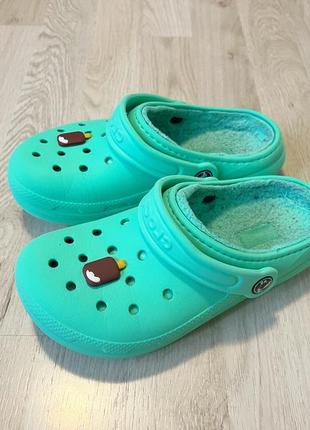 Crocs утеплені сабо j2 33 розмір