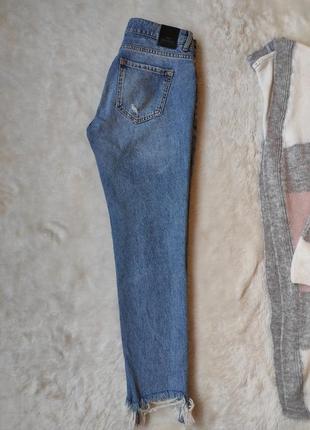 Голубые прямые джинсы скинни стрейч кроп укороченные дырками на коленях стразами камнями вышивкой za8 фото
