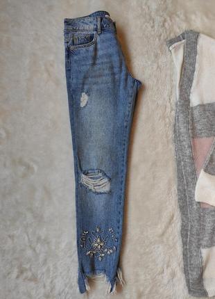 Голубые прямые джинсы скинни стрейч кроп укороченные дырками на коленях стразами камнями вышивкой za7 фото