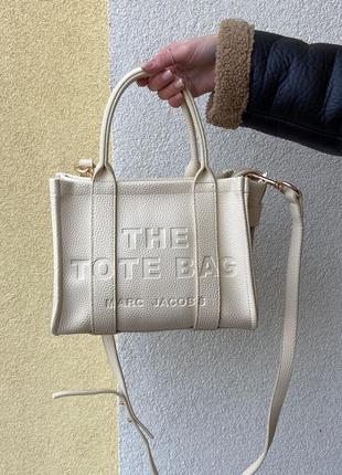 Елегантная женская сумка в бежевом цвете marc jacobs the tote bag  зернистая это кода марк2 фото