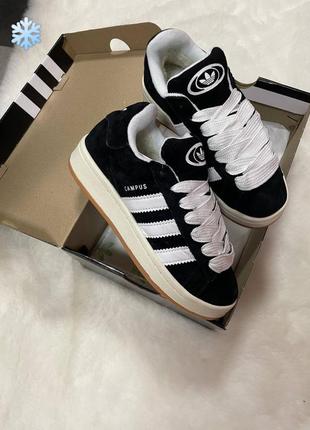 Зимові жіночі кросівки adidas las campus winter black white fur кампус чорного з білим кольорів з хутром