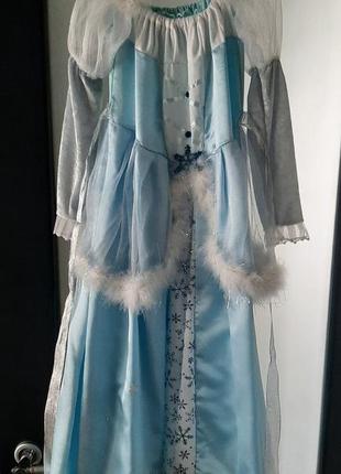 Новорічне плаття в образі снігурочки, метелиці, сніжинки,1 фото