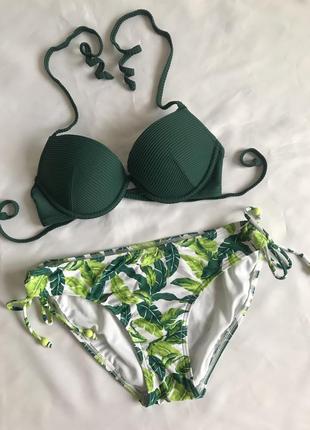 Сложенный купальник