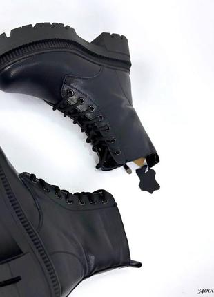 Классические зимние ботинки. утепленные натуральным мехом.2 фото