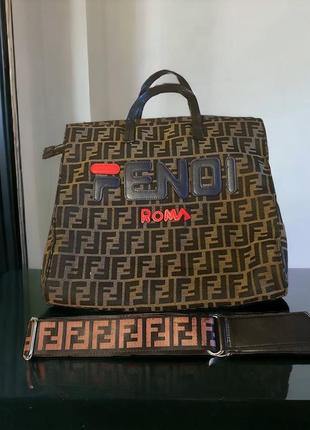 Сумка fendi с плечевым ремнем1 фото