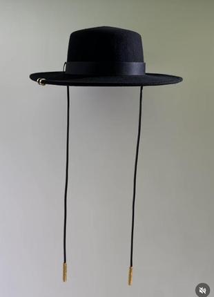 Шляпа со съемными кистями6 фото