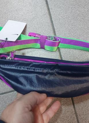 Сумка поясная nike nk heritage waistpack-fstvl dz6293-451 фиолетовый/салатовый3 фото