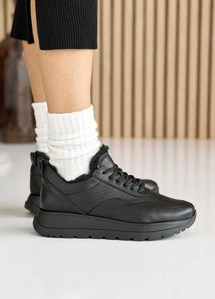Черные зимние практичные женские кроссовки на толстой массивной подошве, корягие/натуральная кожа на зиму6 фото
