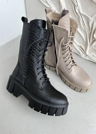 Натуральная кожа с змеиным тиснением высокие зимние черные бежевые сапоги ботинки на шнуровках женские на меху1 фото