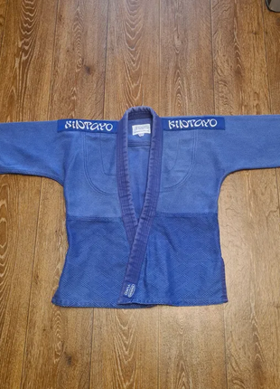 Кимоно для дзюдо, синее рост 1,50. кимоно в идеальном состоянии1 фото