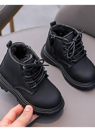 Черевички дитячі зимові з хутром like timberland чорні6 фото