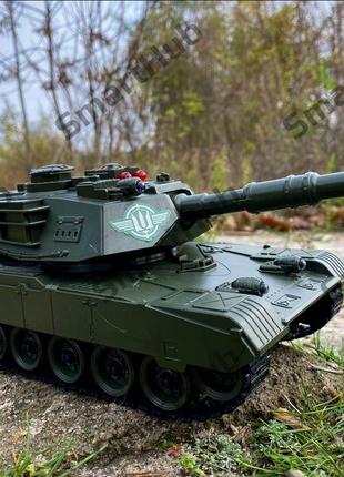 Танк abrams на радиоуправлении. танк на пульте управления. на аккумуляторе