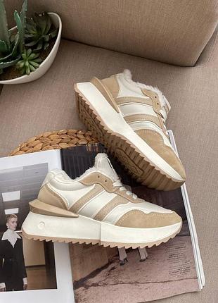 Зимние кроссовки из эко-кожи