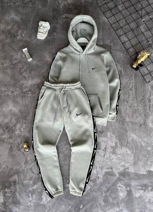 Зимовий спортивний костюм nike
