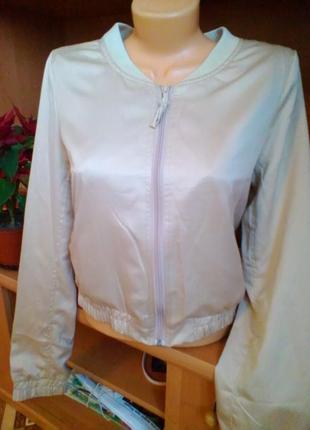 Шикарная атласная ветровка