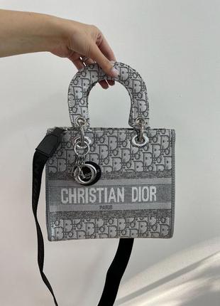 Красивая женская сумка christian dior lady популярная модель диор8 фото