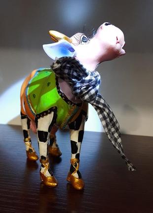 Корова статуетка колекційна