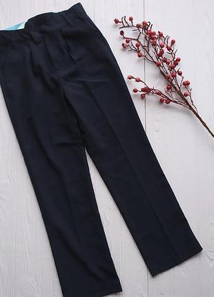 Школьные брюки на мальчика 9-10 лет