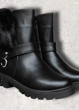 Зимние ботинки черные для девочки с мехом опушкой  на каблуке, овчинке легкие 33-378 фото