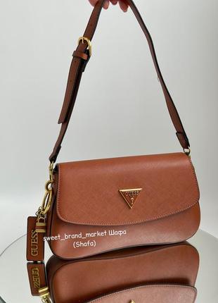 Сумка guess коричнева сумка сідло guess cordelia