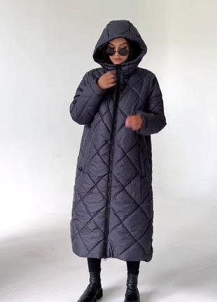 Зимнее женское длинное пальто стеганое с капюшоном размер 42 44 46 48 50 525 фото