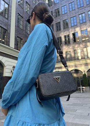 Жіноча чорна сумка snapshot, guess з екошкіри люксової якості3 фото