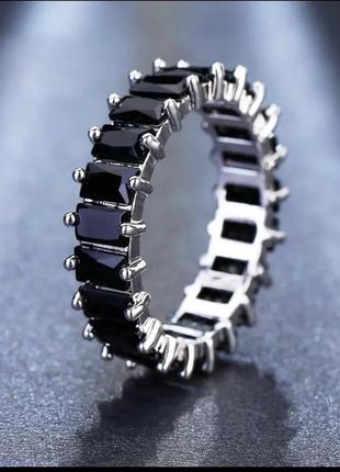 Колецо кольца камешки черный цирконий1 фото