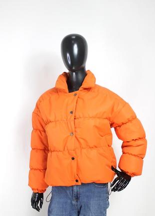 Демисезонная женская куртка короткая оранжевая 42