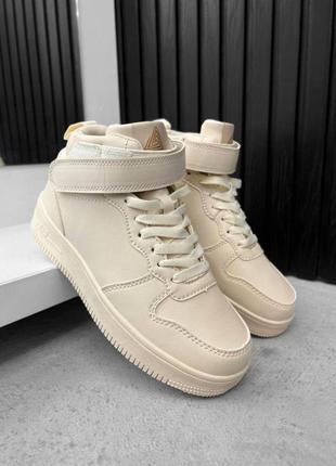 Зимние женские кроссовки зимние кроссовки force beige5 фото