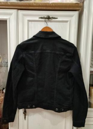 Куртка джинсовая levi's premium, размер s8 фото