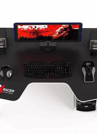 Стіл геймерський (ігровий) комп'ютерний 1200 мм чорний з білим2 фото