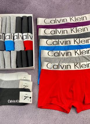 Самые яркие мужские боксерки calvin klein6 фото