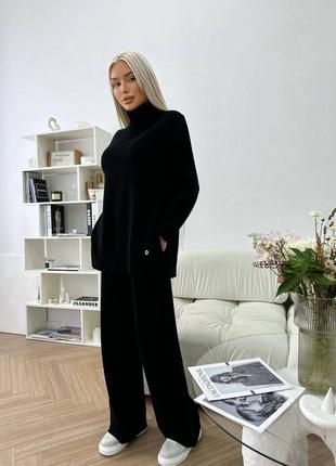 Костюм в стиле loro piana