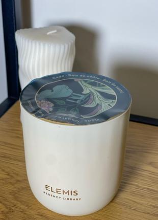 Elemis regency lidrary candle - аромасвеча реженси библиотека5 фото
