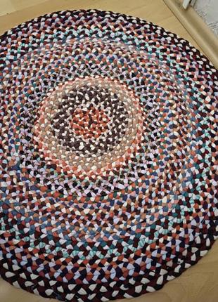 Килимки круглої форми  з плетених кіс з х/б тканини.4 фото