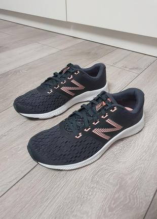 Женские спортивные кроссовки new balance draft